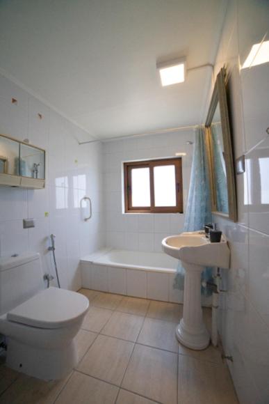 CASA PARAISO AZUL REÑACA - Five-Bedroom House - 25