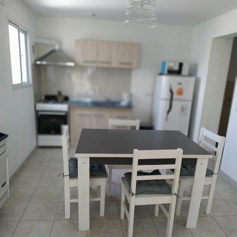 Ruta C Departamentos en Las Grutas y excursiones - Apartment with Balcony - 13