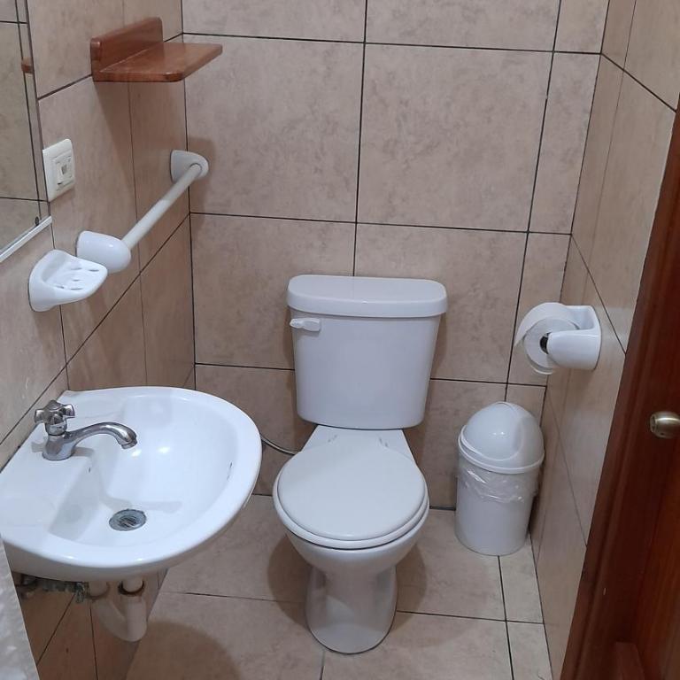El Paraiso - Habitación Individual con baño privado - 1