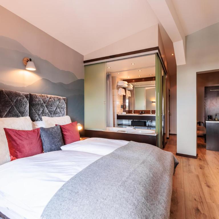 No 8 Bed & Bar - Chambre Double avec Balcon - 3