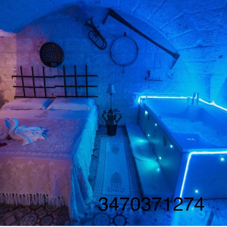 Suite Pirite- Palazzo Savoia 1856 - Casa con 1 Camera da Letto - 3