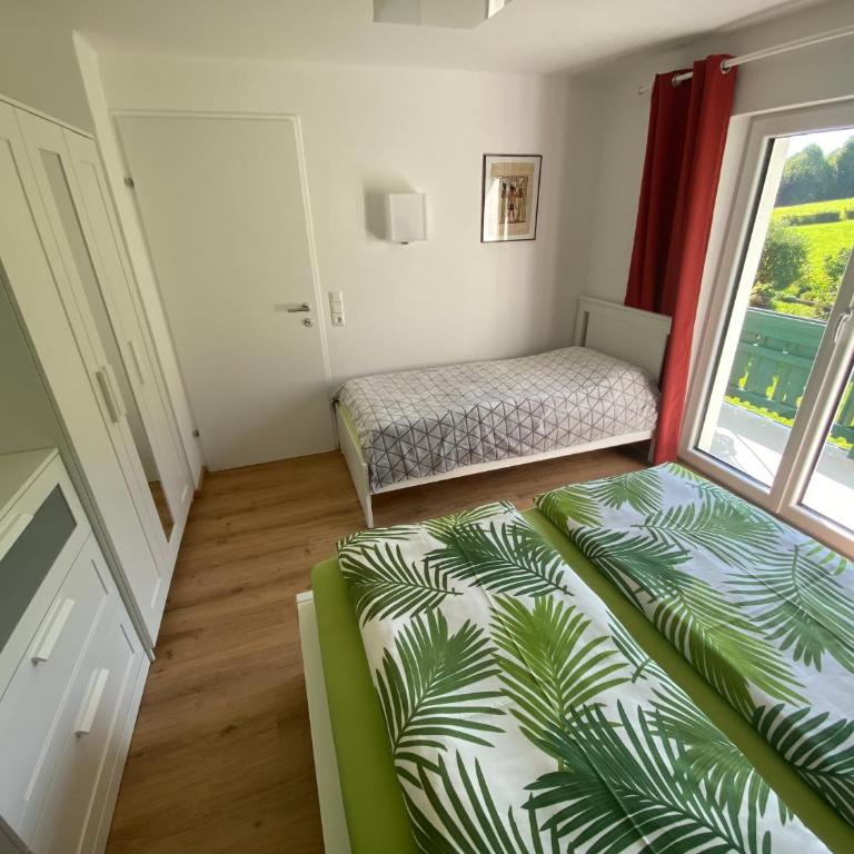 Auszeit Salzkammergut Appartements - Apartment mit Balkon - 1