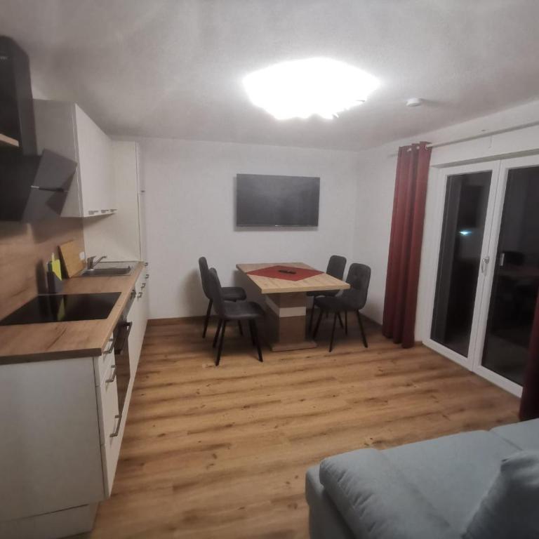 Auszeit Salzkammergut Appartements - Apartment mit Balkon - 10