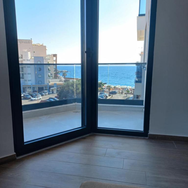 Sea View Dobra Voda - One-Bedroom Apartment - 1