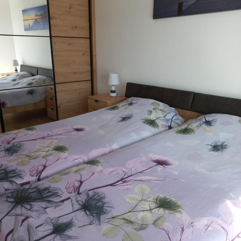 Sea View Dobra Voda - One-Bedroom Apartment - 12