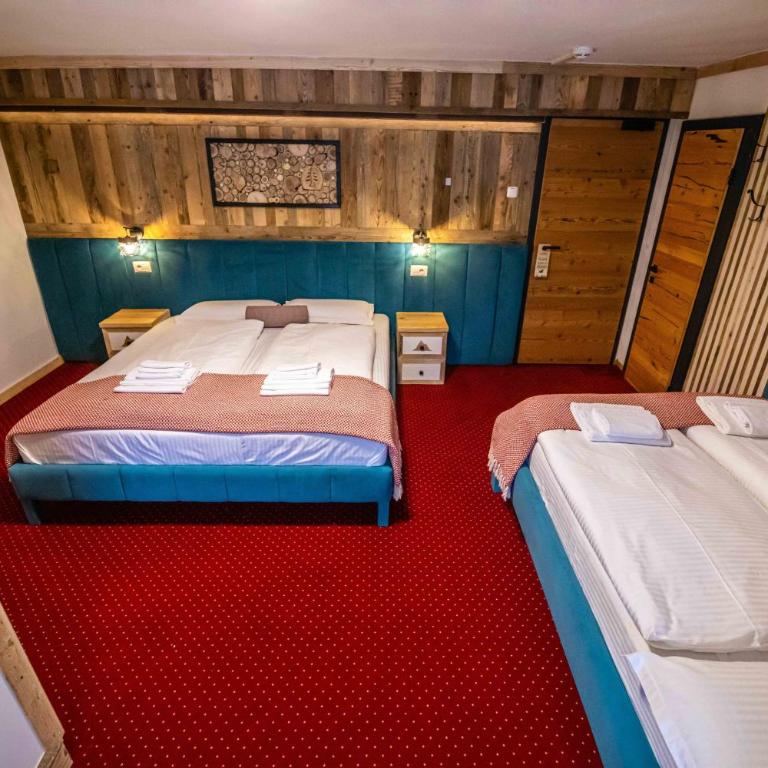 KITZALPEN Pension - Familienzimmer mit eigenem Bad - 4