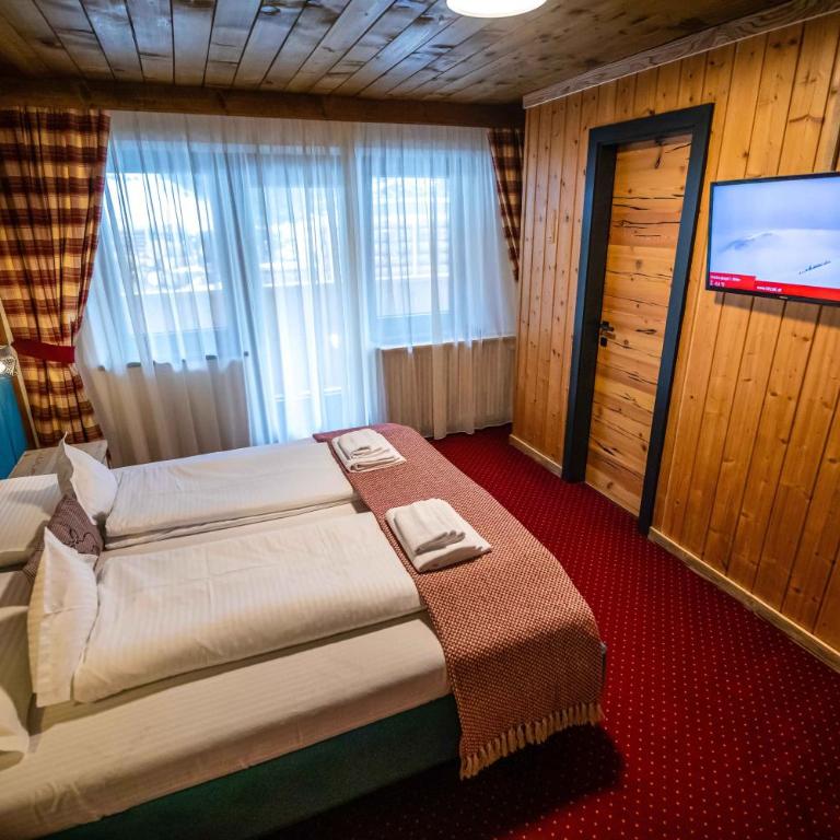 KITZALPEN Pension - Doppelzimmer mit Balkon - 7