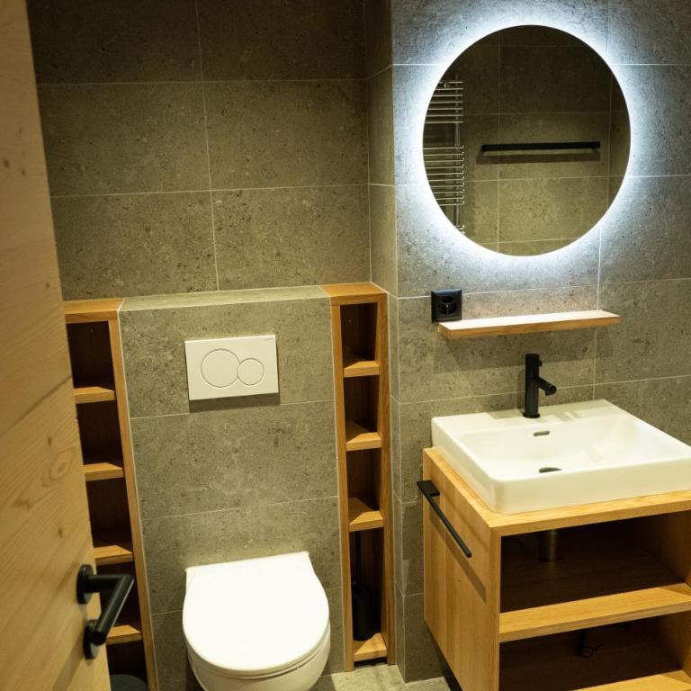 Hotel Les Chamois - Suite Junior – Vue sur Montagne - 5