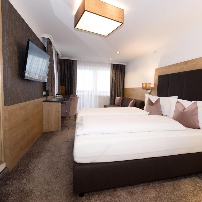 Hotel St. Nikolaus - Deluxe Zimmer (2 Erwachsene & 1 Kind) - 1