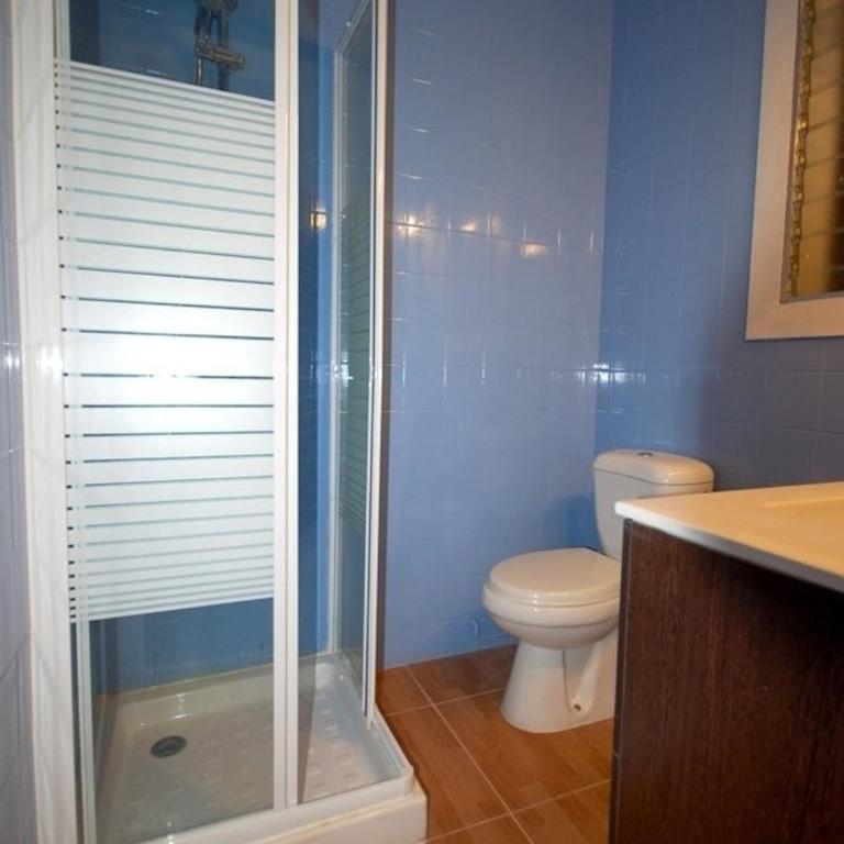 Lets Holidays Apartment Barcelona near beach - Three-Bedroom Apartment - 11