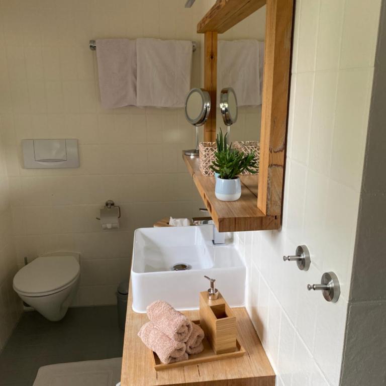 Ferienwohnung Christiane - Steilhofweg / Feuerwehrheimstrasse - Apartment mit 1 Schlafzimmer und Balkon - 4