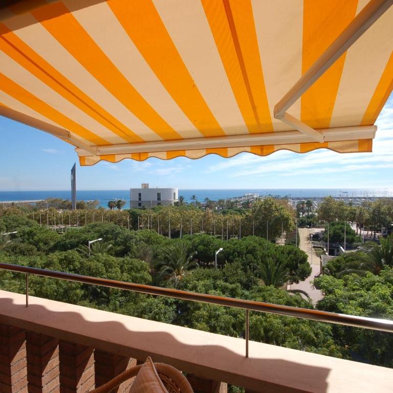 Lets Holidays Apartment Sea Views in Barcelona - Two-Bedroom Apartment with Sea View - 2