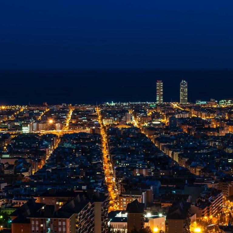 Lets Holidays Apartment Sea Views in Barcelona - Two-Bedroom Apartment with Sea View - 45