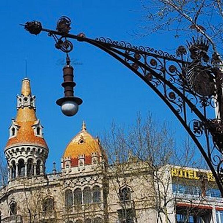 Lets Holidays Apartment Sea Views in Barcelona - Two-Bedroom Apartment with Sea View - 37