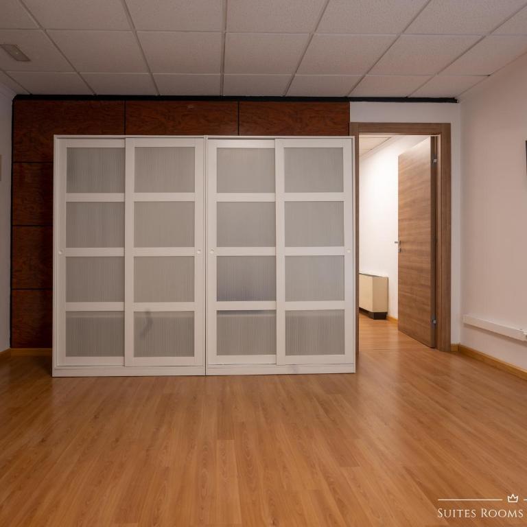 Suites Rooms Valencia - Triple Room with Private Bathroom - 7