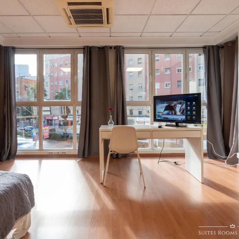 Suites Rooms Valencia - Standard Double Room with Shared Bathroom - 5