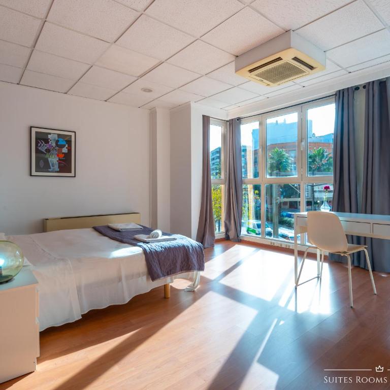 Suites Rooms Valencia - Standard Double Room with Shared Bathroom - 7