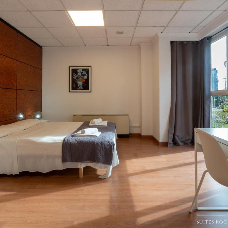 Suites Rooms Valencia - Standard Double Room with Shared Bathroom - 8