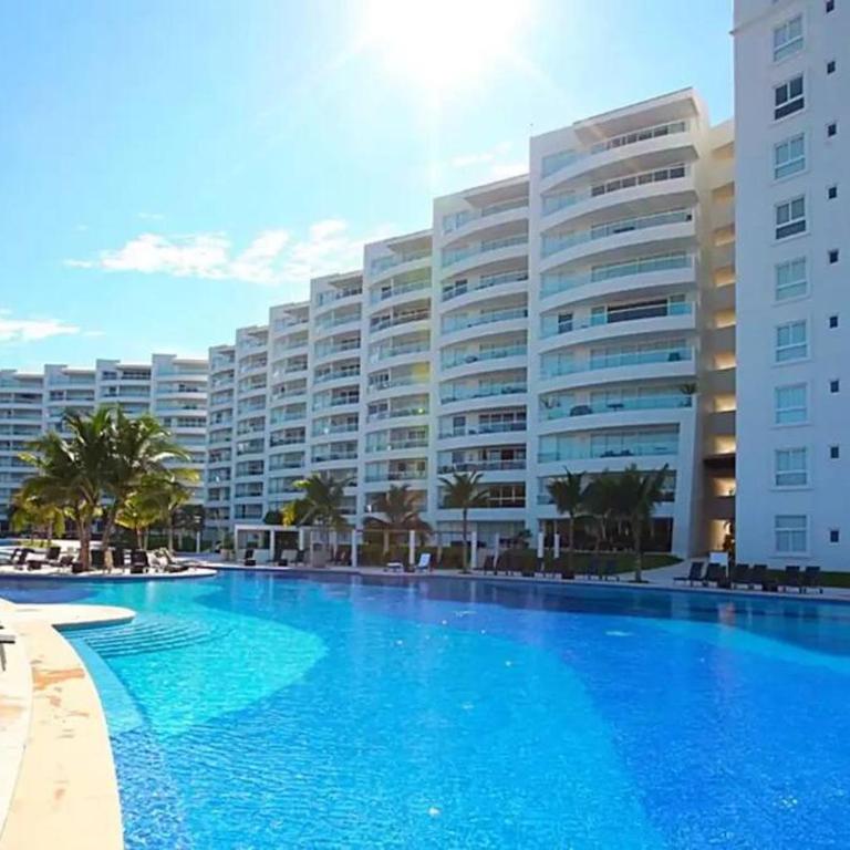 8th Floor Villa Magna Condo - Apartamento de 3 dormitorios - 2