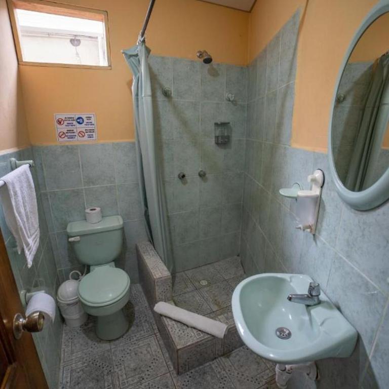 Hostal Gladismar - Queen Room - 4