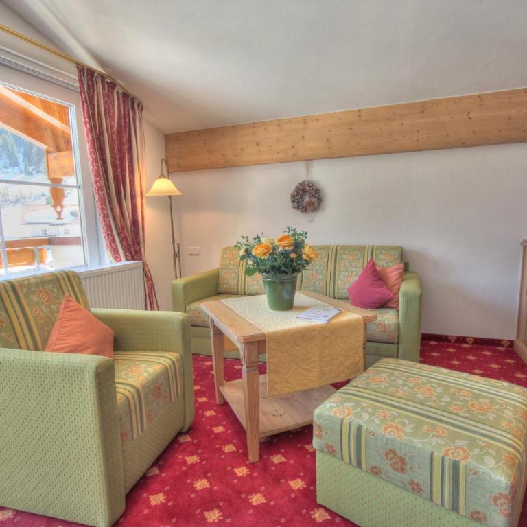 Landhotel Berghof - Großes Studio - 4