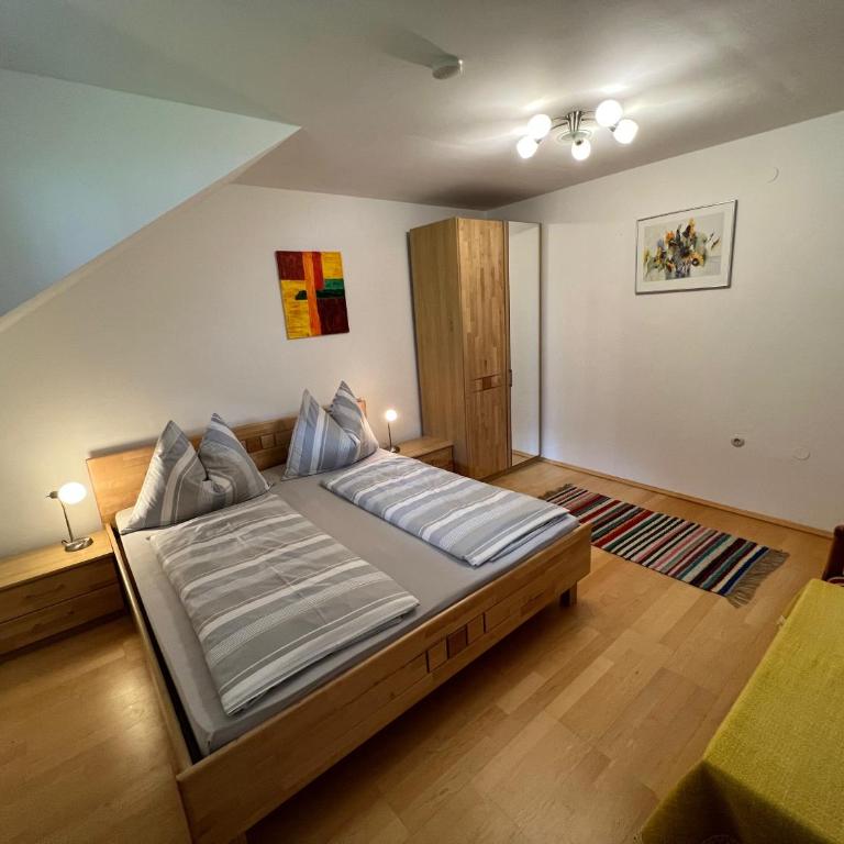 Ferienwohnungen Kolbitsch - Apartment mit 3 Schlafzimmern und Balkon - 12