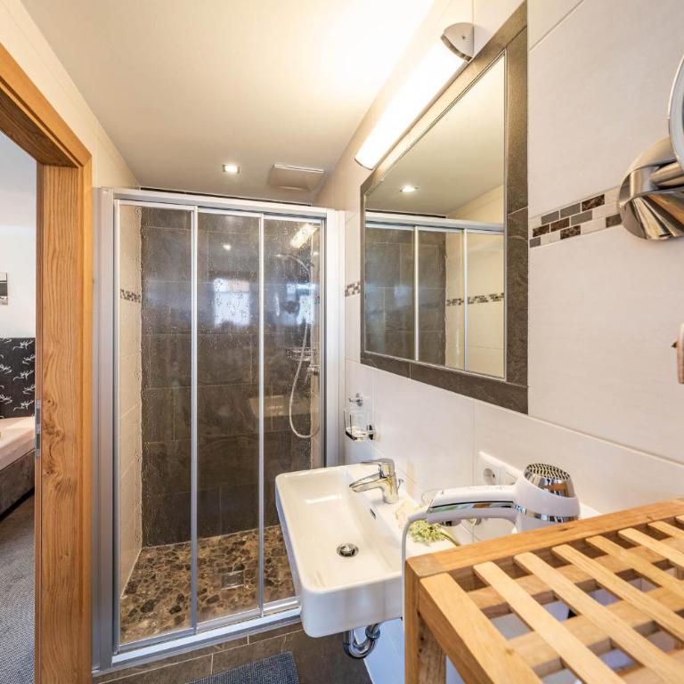 Haus Hochland - Standard Doppelzimmer - 10