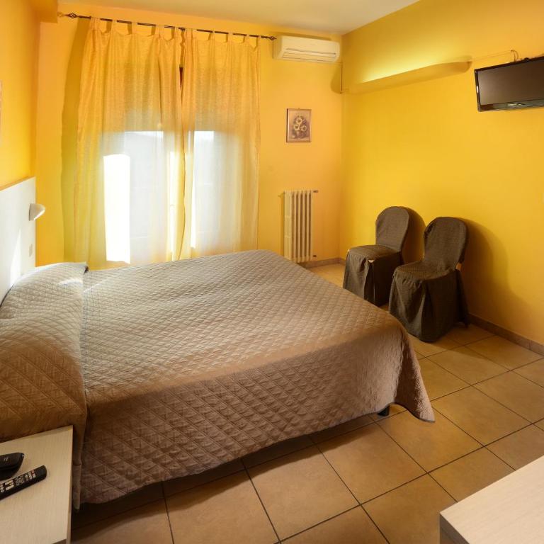 Hotel La Querceta - Camera Matrimoniale/Doppia con Letti Singoli con Balcone - 2
