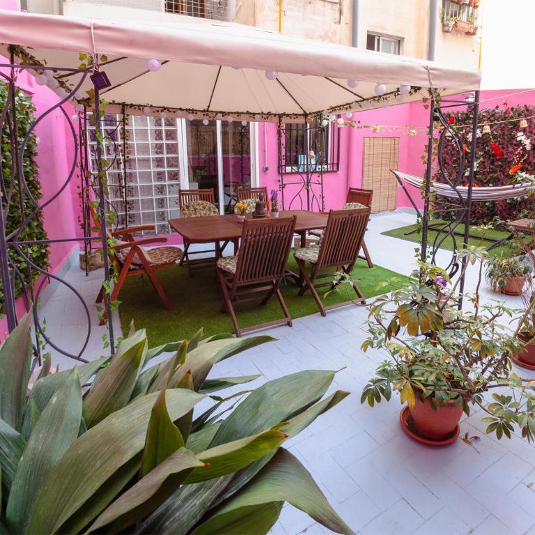 Artsy Large Getaway - 2 Bedroom w HUGE patio - Great for families and Digital Nomads - Two-Bedroom Apartment - 25
