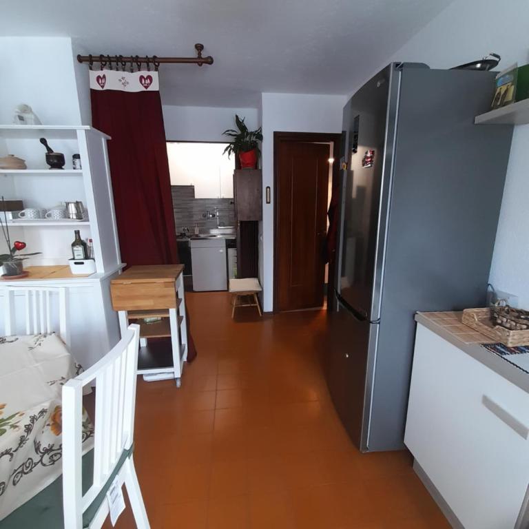Einaudi 9 - Two-Bedroom Apartment - 8
