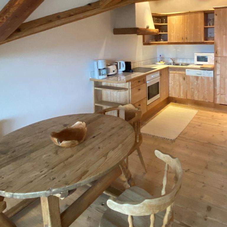 Chalet Jochpass Ferienwohnungen by HOTEL LANIG - Ferienwohnungen mit Zugang zum WellnessSpa im Hotel Lanig - Apartment mit 1 Schlafzimmer - 3