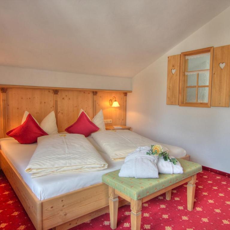 Landhotel Berghof - Studio mit Balkon - 4