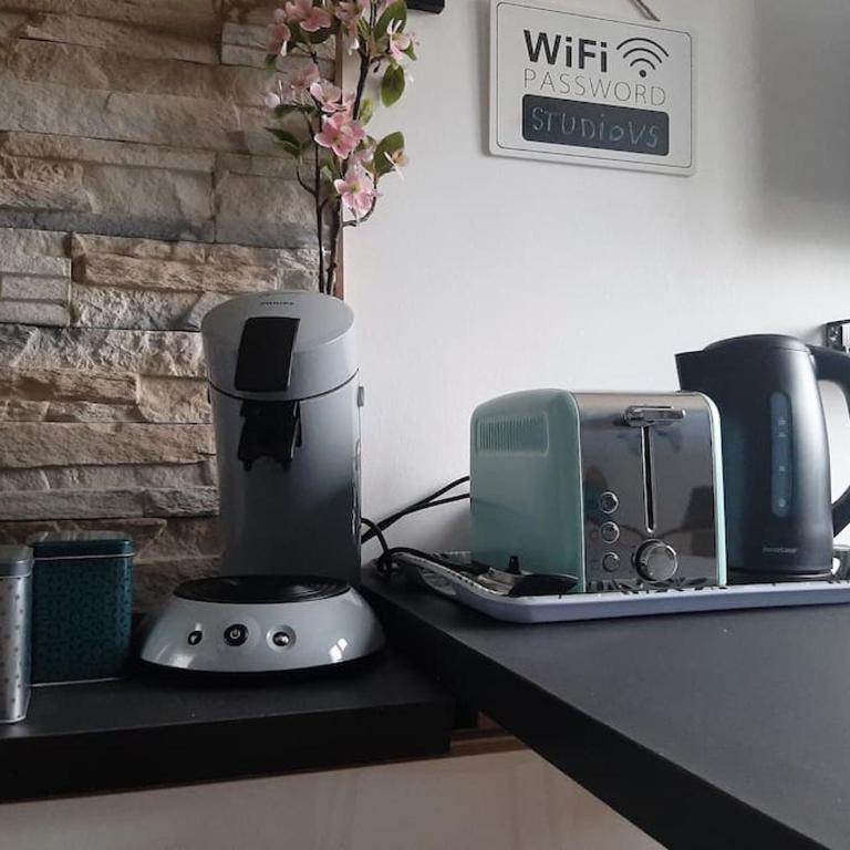 Songe Tropical-InvIRI. Studio CHU. Parking Aisé. - Appartement 1 Chambre - 5