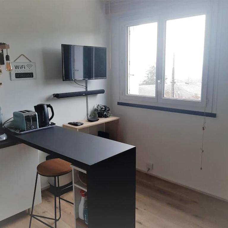 Songe Tropical-InvIRI. Studio CHU. Parking Aisé. - Appartement 1 Chambre - 6