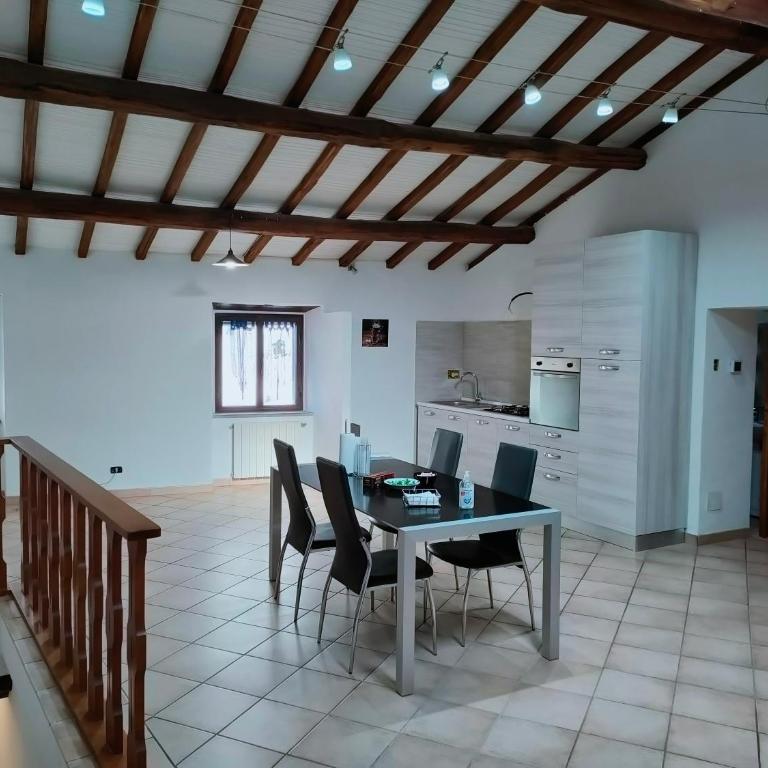 Francigena Viterbo Apartment con parcheggio gratuito a soli 2 minuti - Appartamento con 3 Camere da Letto - 1