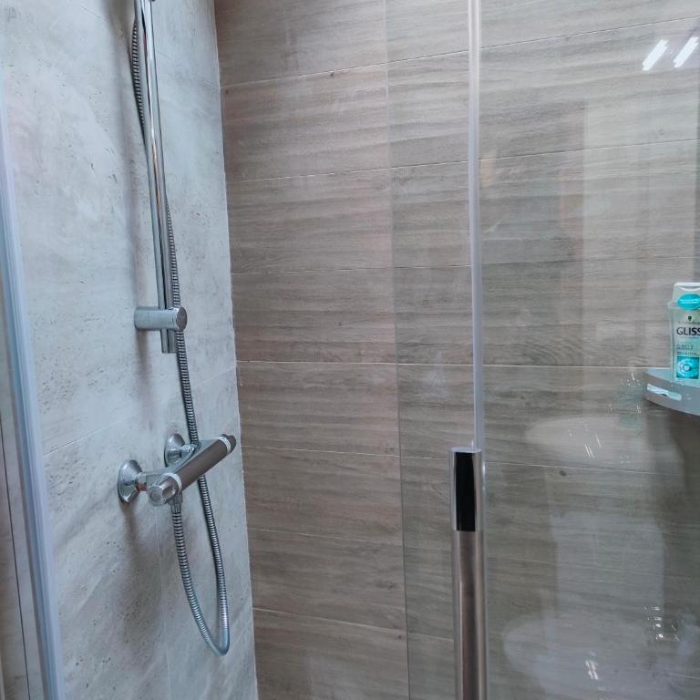 Francigena Viterbo Apartment con parcheggio gratuito a soli 2 minuti - Appartamento con 3 Camere da Letto - 18