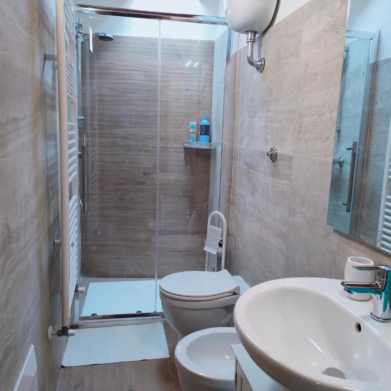 Francigena Viterbo Apartment con parcheggio gratuito a soli 2 minuti - Appartamento con 3 Camere da Letto - 16