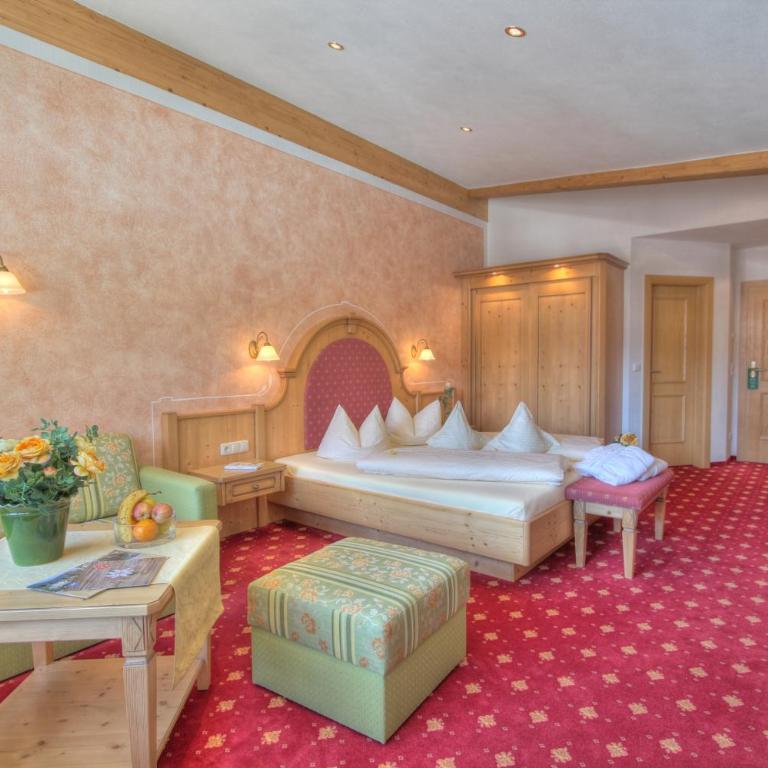 Landhotel Berghof - Studio mit Balkon - 6