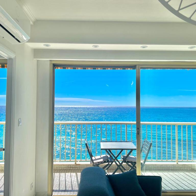 SEAVIEWS BY JENNI MENTON, LA SUITE, Superbe Front de mer, top emplacement avec terrasse et parking! - Appartement 1 Chambre - 37