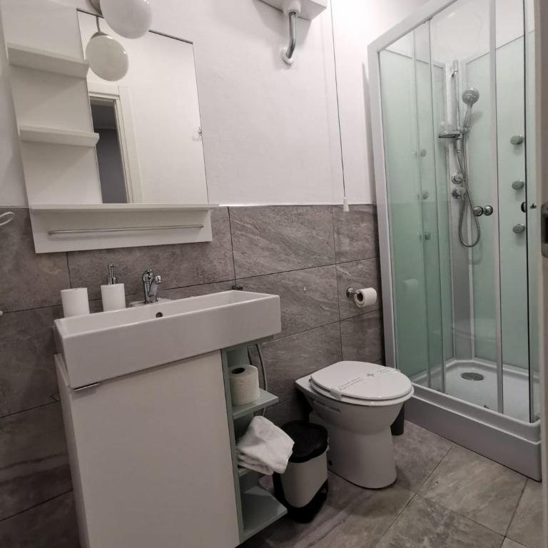 Re Carlo Rooms - Single Room - 8