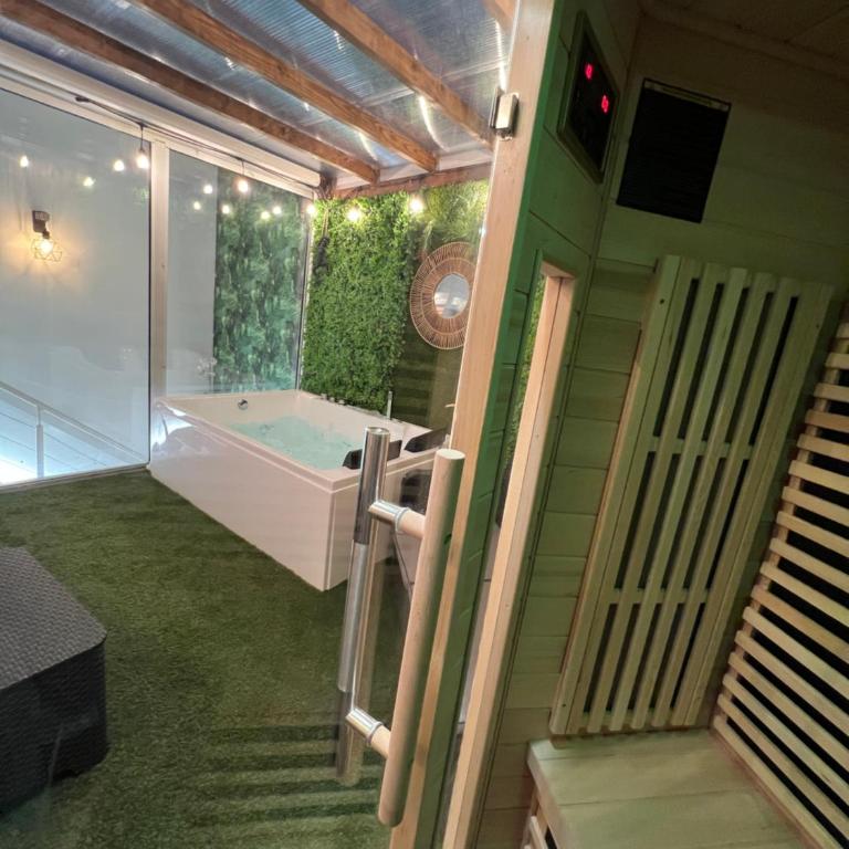 SPA de charme 6 pers avec Jacuzzi & Sauna privatifs au coeur de ville - Esprit Coco - Superior Apartment mit Sauna - 11