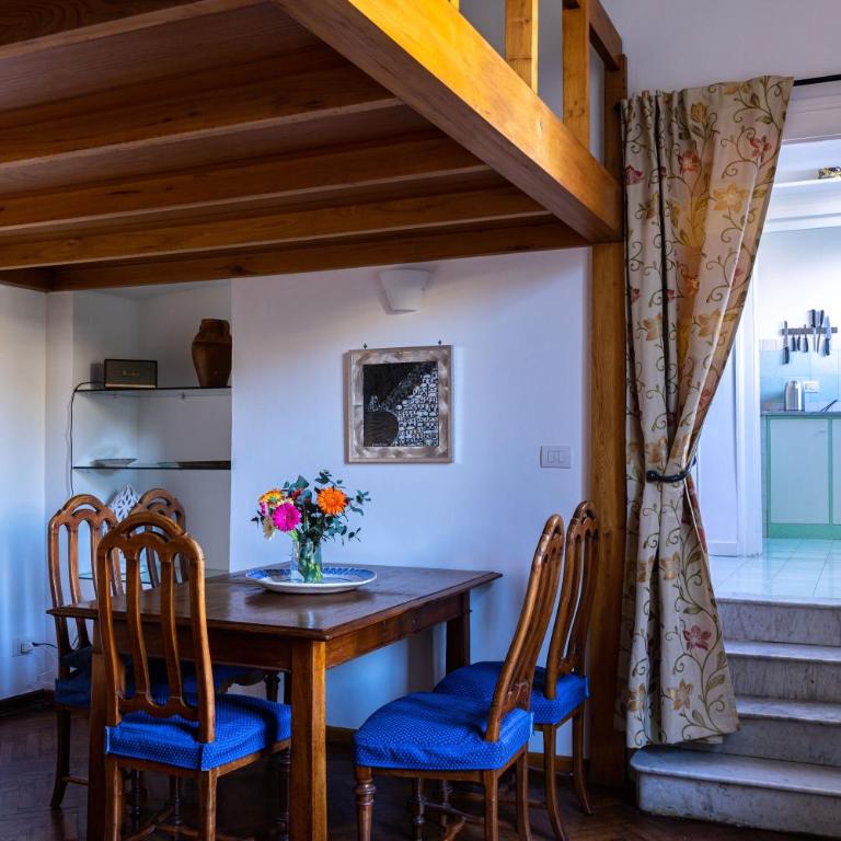 Casa Antica Pizzofalcone - Vacation Home - 1