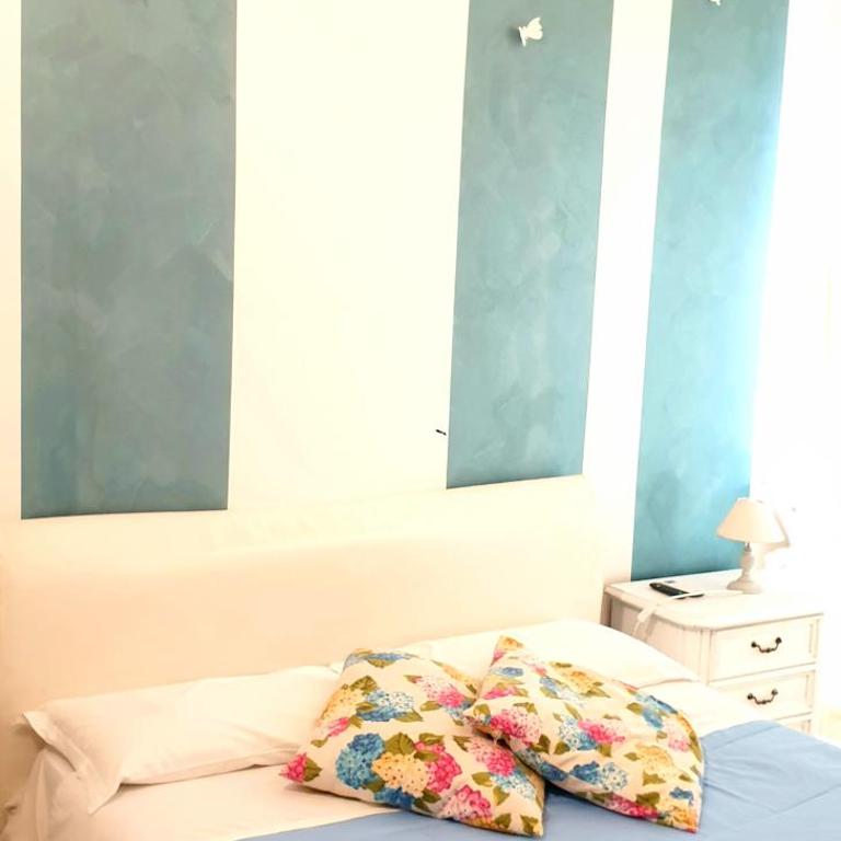 B&B Napoli Citta' - Camera Matrimoniale con Bagno Privato - 3