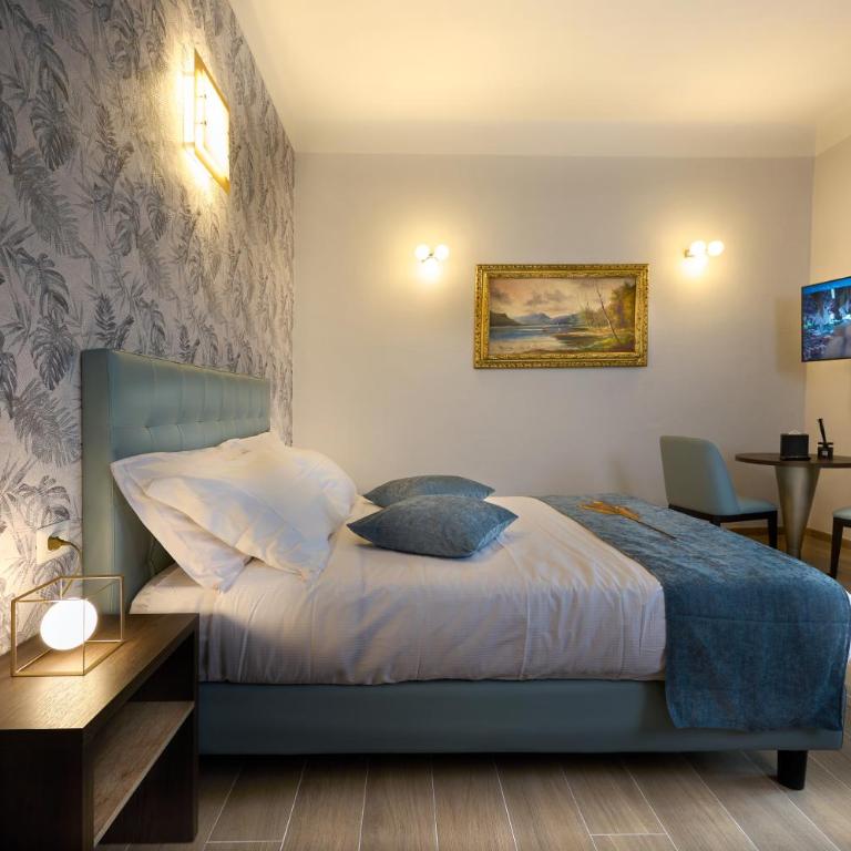 D'AZEGLIO 62 LUXURY ROOMS - Camera Matrimoniale con Bagno Privato Esterno - 5