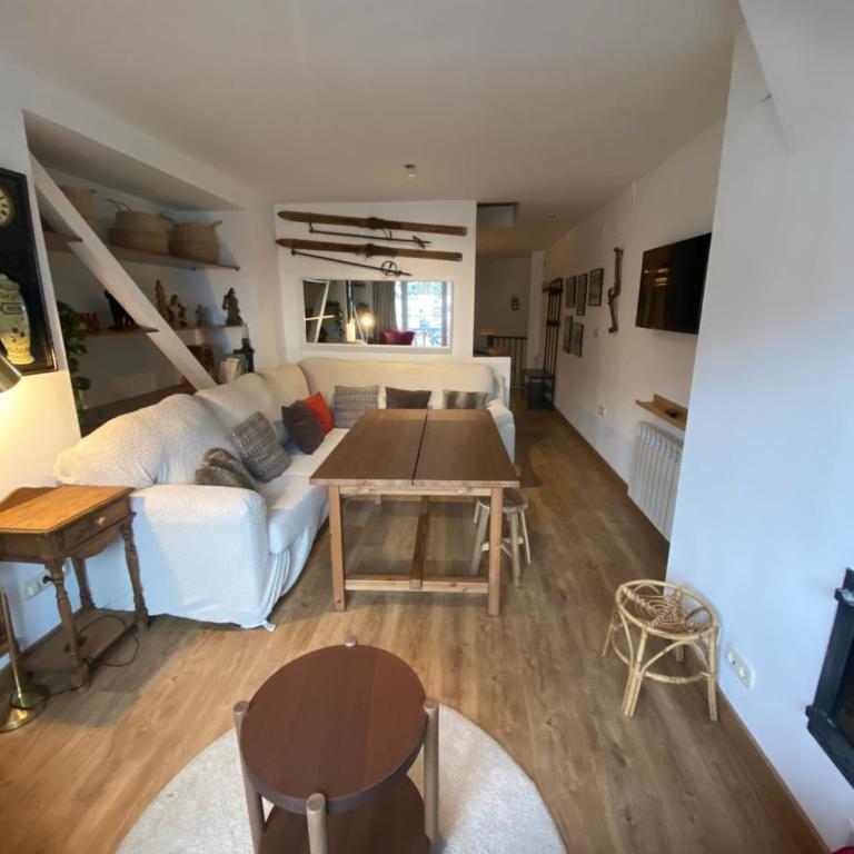 Duplex 3 dormitorios en plaza de Andalucía - Apartment mit 3 Schlafzimmern - 2