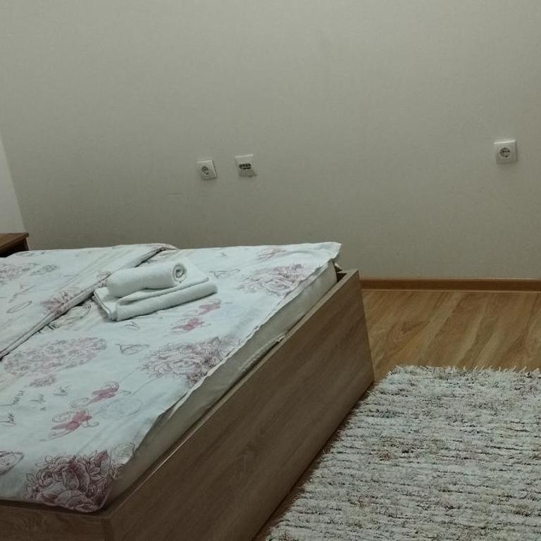 Dobricin Konak Apartmani - Apartment with Balcony - 4