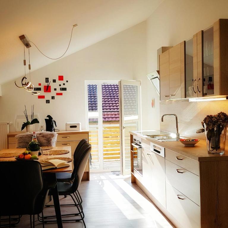 Ferienhaus Linder - Apartment mit Blick auf die Berge - 10