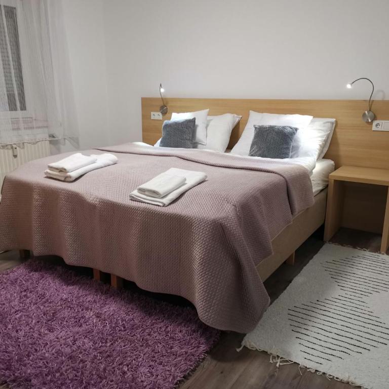 Eisenerzer Apartmenthaus - Apartment mit 2 Schlafzimmern - 1