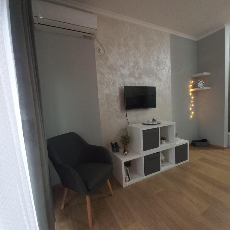 Apartman Lola - One-Bedroom Apartment - 10