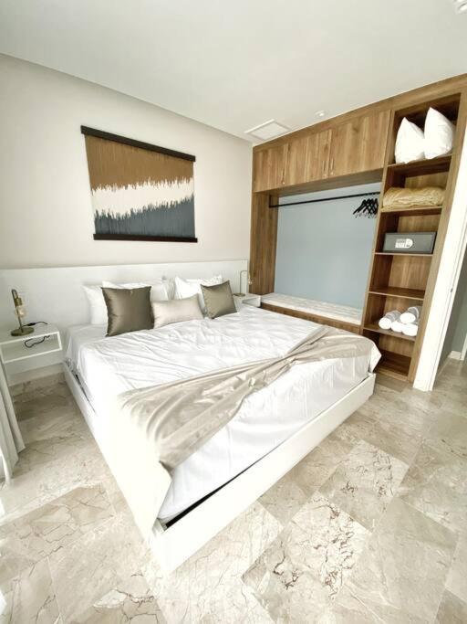 1BR condo de lujo a pasos del mar y de la 5ta avenida - One-Bedroom Apartment - 22